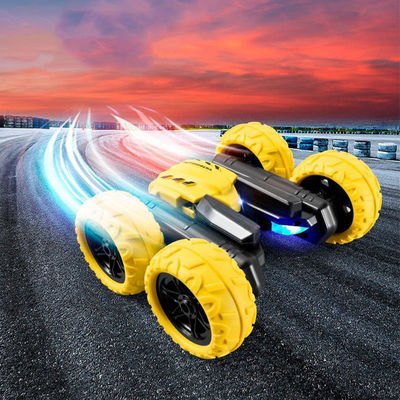 Hochgeschwindigkeits-LED-Leuchten RC-Auto Neues doppelseitiges Drift-Stunt-Auto mit Fernbedienung und elektrischer Stromquelle